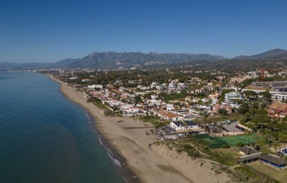 Resale - Apartment - Ground Floor Apartment - Marbella - Elviria