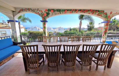 Resale - House - Detached Villa - Estepona - Estepona Centro