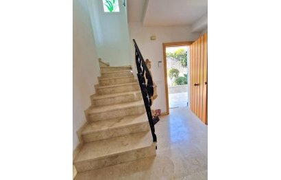 Resale - House - Detached Villa - Estepona - Estepona Centro