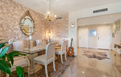 Resale - Apartment - Middle Floor Apartment - Marbella - Nueva Andalucia