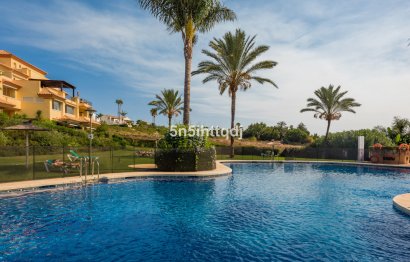 Resale - Apartment - Middle Floor Apartment - Marbella - Nueva Andalucia