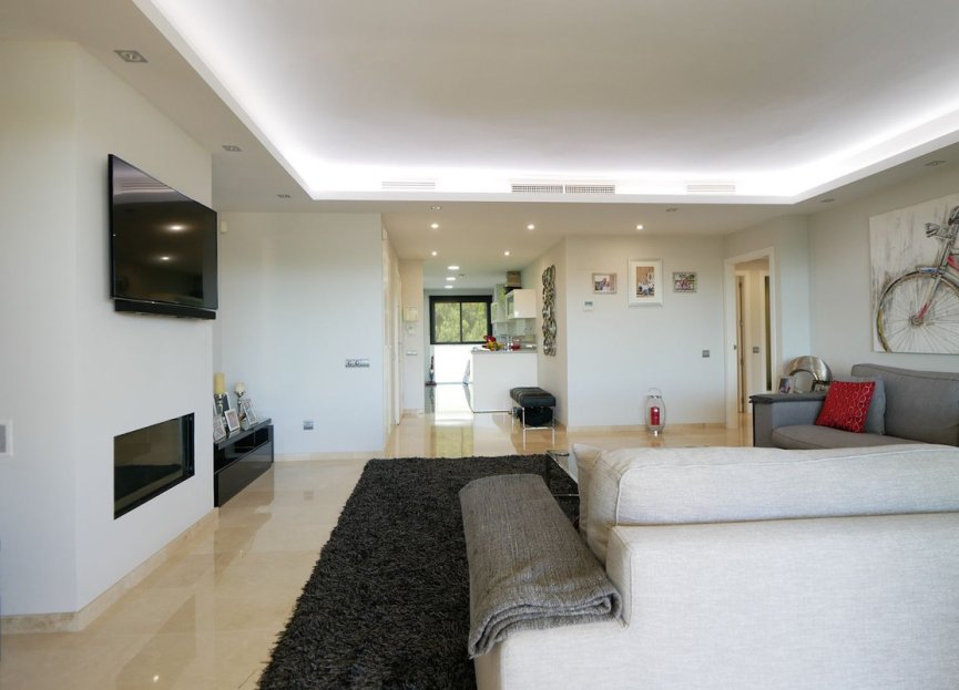 Resale - Apartment - Middle Floor Apartment - Marbella - Cabopino