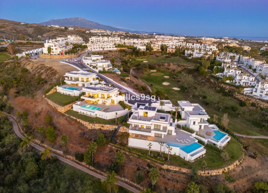 Reventa - House - Detached Villa - Estepona - Estepona Centro