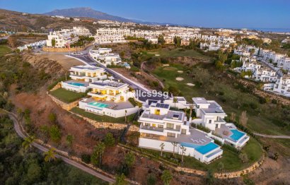 Reventa - House - Detached Villa - Estepona - Estepona Centro