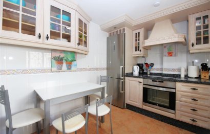 Resale - Apartment - Penthouse - Estepona - Estepona Centro