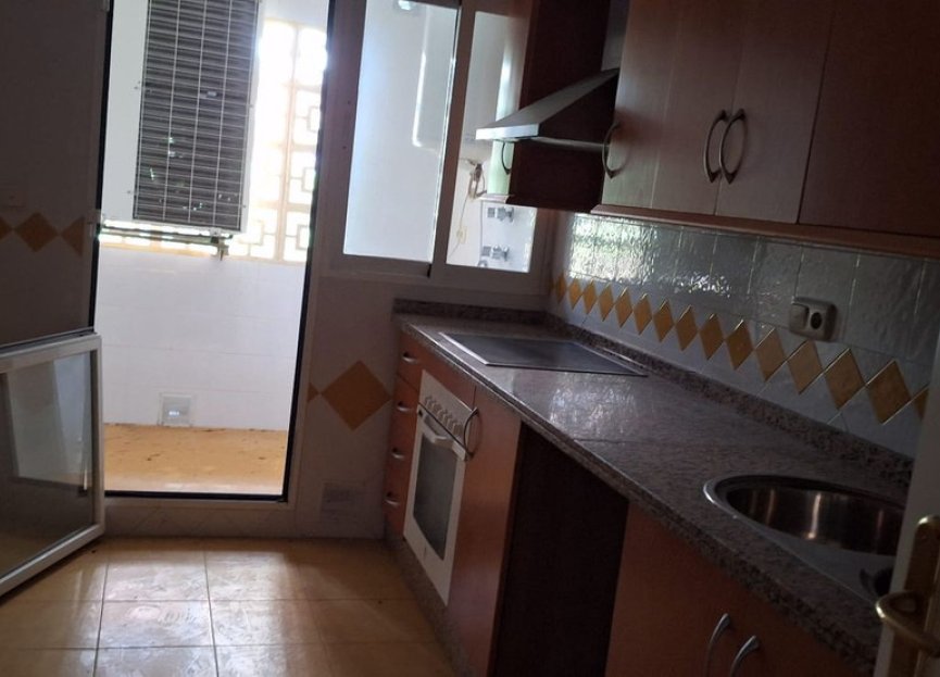 Resale - Apartment - Ground Floor Apartment - Marbella - Río Real