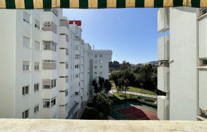 Resale - Apartment - Middle Floor Apartment - Fuengirola - Fuengirola Centro