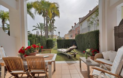 Resale - House - Semi-Detached House - Marbella - Bahía de Marbella