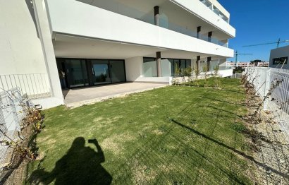 Resale - Apartment - Middle Floor Apartment - Estepona - Estepona Centro