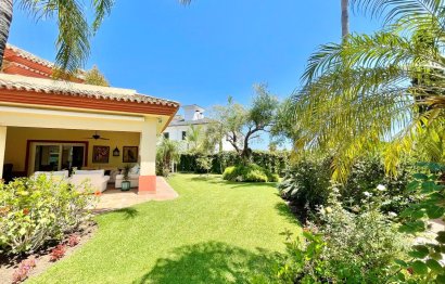 Resale - House - Detached Villa - Marbella - Guadalmina Baja