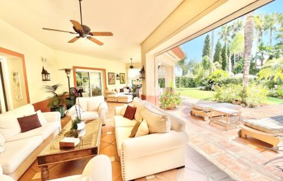 Resale - House - Detached Villa - Marbella - Guadalmina Baja