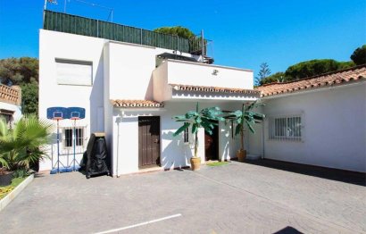 Resale - House - Detached Villa - Marbella - El Rosario