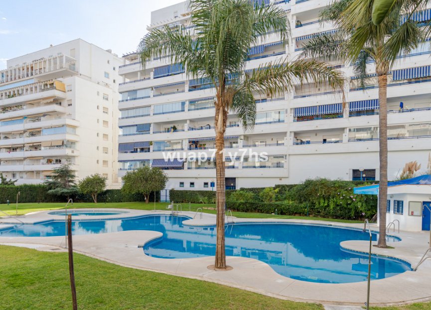 Resale - Apartment - Middle Floor Apartment - Marbella - Marbella Centro