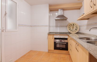 Resale - Apartment - Middle Floor Apartment - Marbella - Marbella Centro