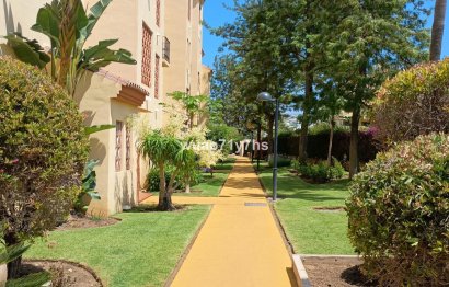 Resale - Apartment - Middle Floor Apartment - Estepona - Estepona Centro