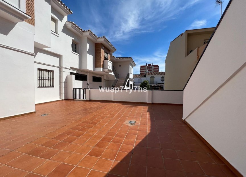 Resale - House - Detached Villa - Fuengirola - Fuengirola Centro