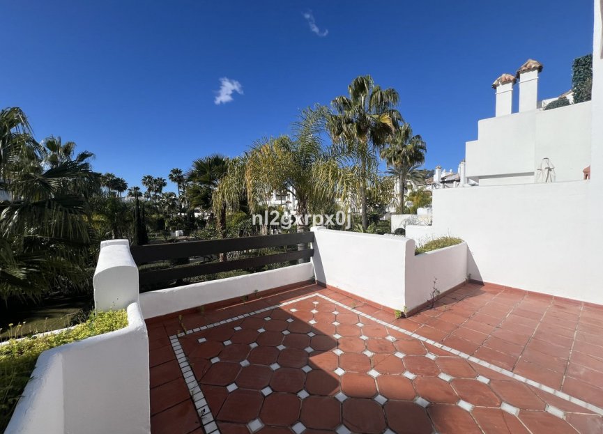 Resale - House - Semi-Detached House - Estepona - Costalita