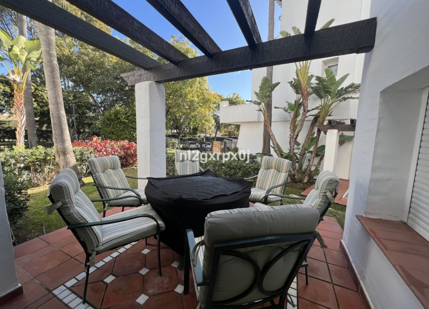 Reventa - House - Semi-Detached House - Estepona - Costalita