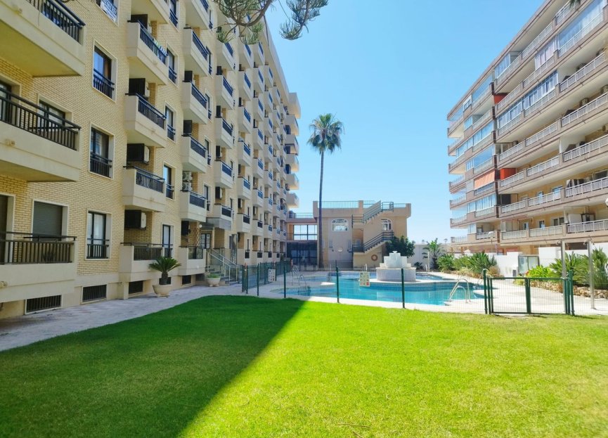 Resale - Apartment - Middle Floor Apartment - Fuengirola - Fuengirola Centro