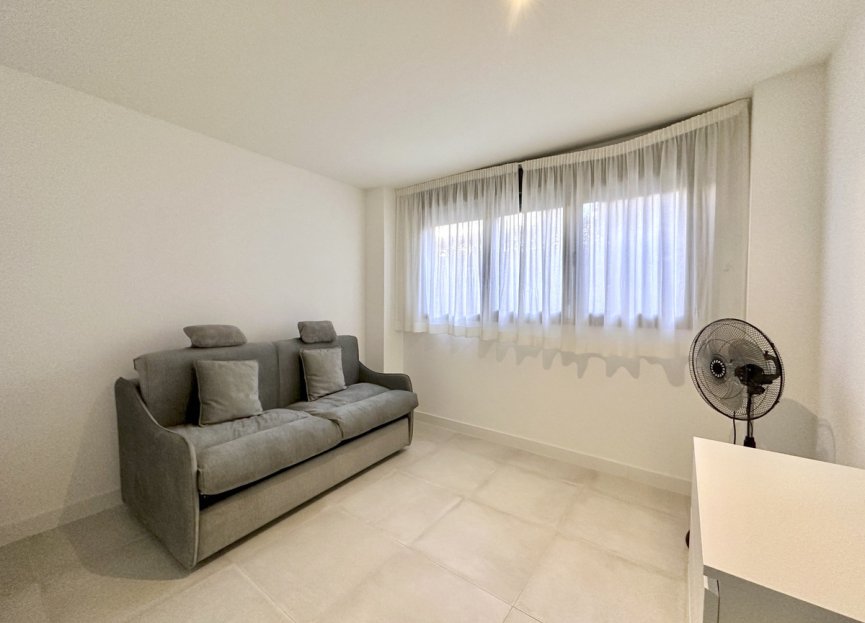 Resale - Apartment - Ground Floor Apartment - Estepona - Estepona Centro