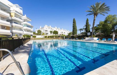 Resale - Apartment - Middle Floor Apartment - Marbella - Nueva Andalucia