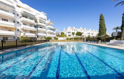 Resale - Apartment - Middle Floor Apartment - Marbella - Nueva Andalucia