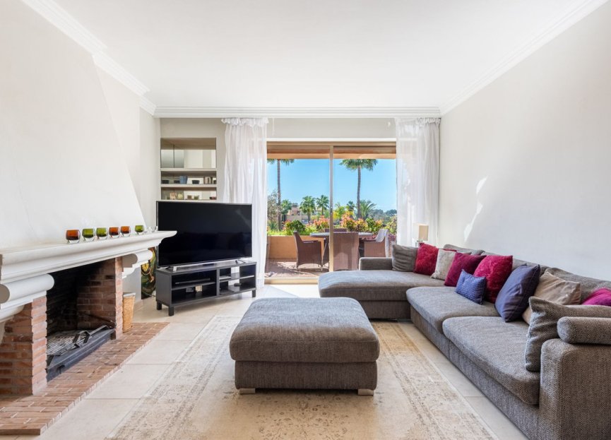 Resale - Apartment - Penthouse - Estepona - Atalaya