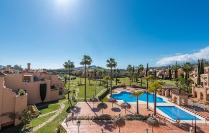 Resale - Apartment - Penthouse - Estepona - Atalaya