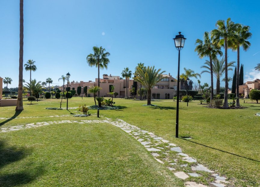 Resale - Apartment - Penthouse - Estepona - Atalaya