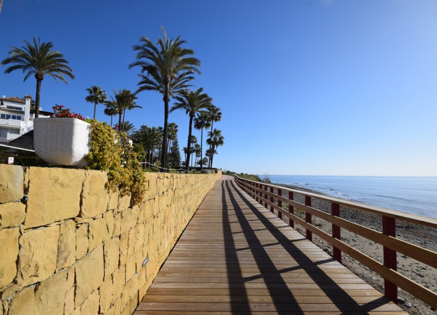 Resale - Apartment - Ground Floor Apartment - Estepona - Estepona Centro