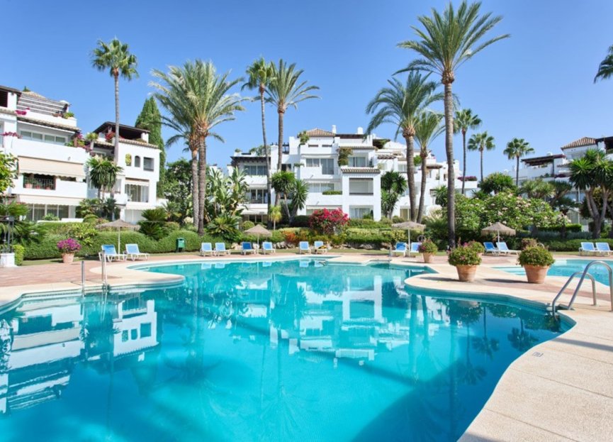 Resale - Apartment - Ground Floor Apartment - Estepona - Estepona Centro