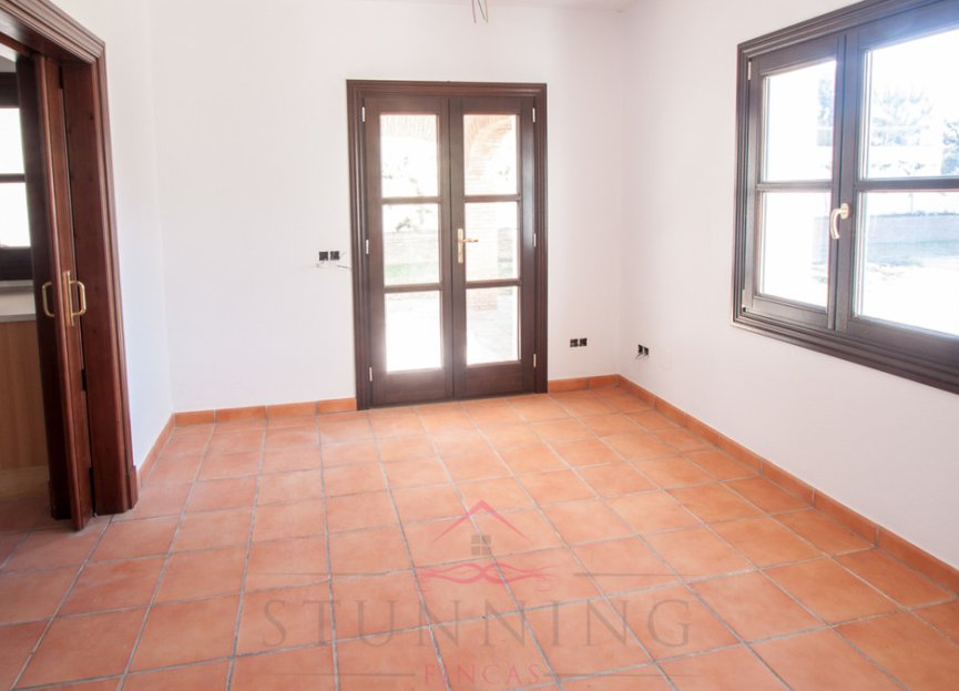 Resale - House - Finca - Cortijo - Casares - Casares Centro