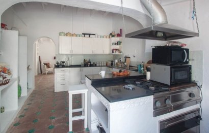 Resale - House - Finca - Cortijo - Casares - Casares Centro