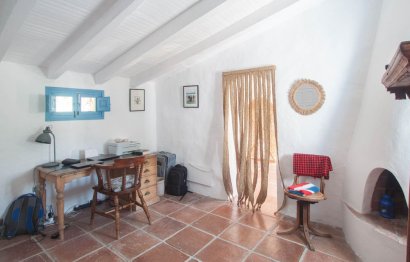 Resale - House - Finca - Cortijo - Casares - Casares Centro