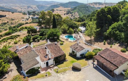 Resale - House - Finca - Cortijo - Casares - Casares Centro