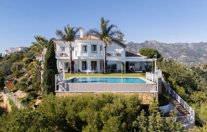 Resale - House - Detached Villa - Marbella - Marbella Centro