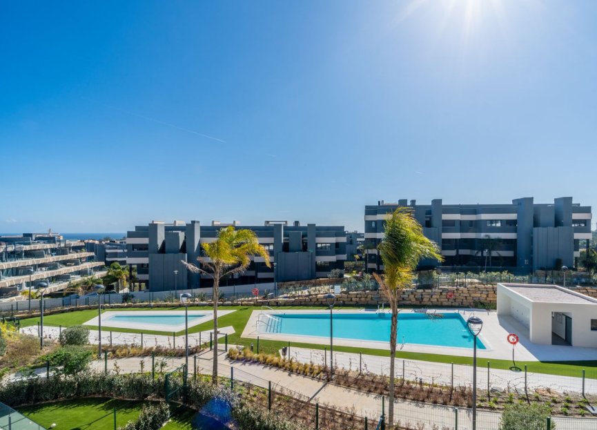 Resale - Apartment - Middle Floor Apartment - Estepona - New Golden Mile