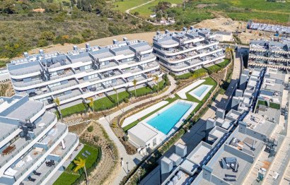 Resale - Apartment - Middle Floor Apartment - Estepona - New Golden Mile