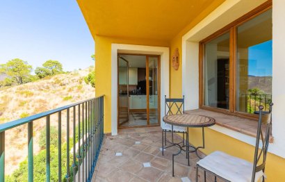 Resale - House - Detached Villa - Benahavís - Benahavís Centro