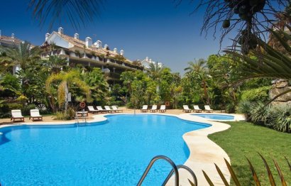 Resale - Apartment - Ground Floor Apartment - Marbella - The Golden Mile