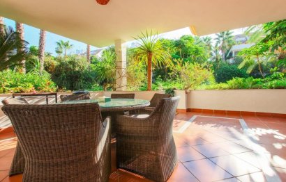 Resale - Apartment - Ground Floor Apartment - Marbella - The Golden Mile