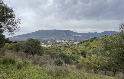 Reventa - Plot - Land with Ruin - Mijas - La Cala