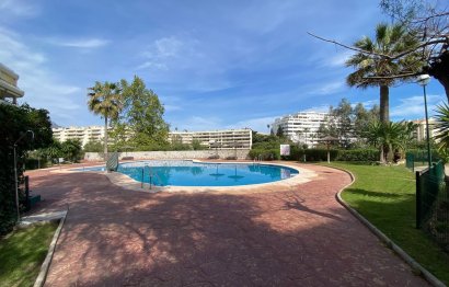 Resale - Apartment - Middle Floor Apartment - Marbella - Guadalmina Alta