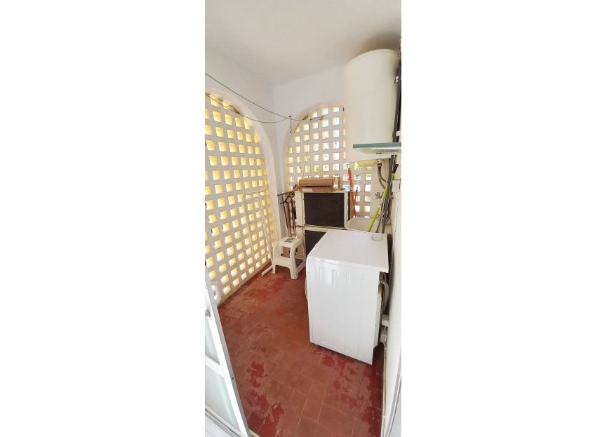 Resale - Apartment - Middle Floor Apartment - Fuengirola - Fuengirola Centro