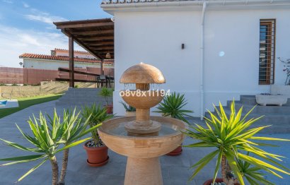 Resale - House - Detached Villa - Benalmádena - Benalmadena Costa