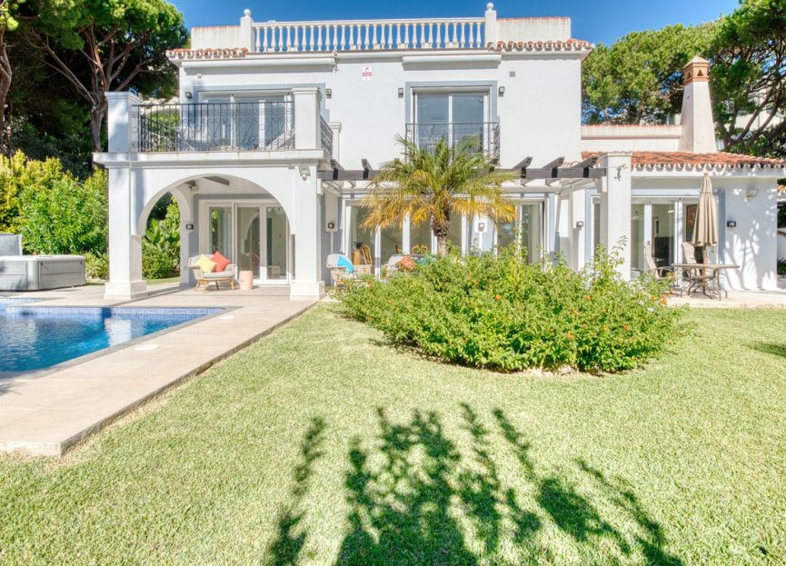 Resale - House - Detached Villa - Marbella - Elviria