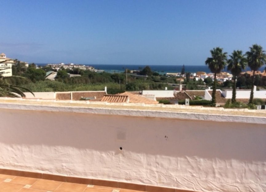 Resale - House - Detached Villa - Manilva - La Duquesa