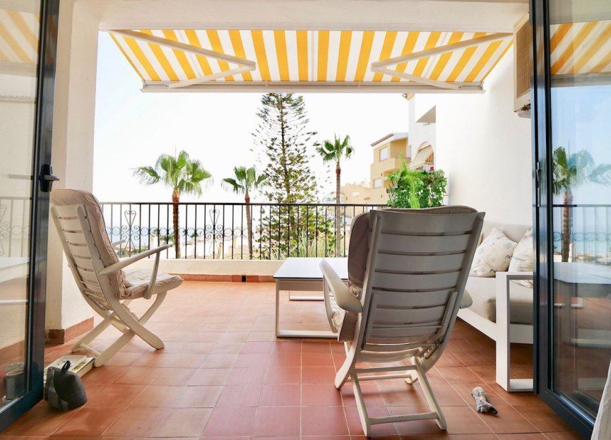 Resale - Apartment - Middle Floor Apartment - Marbella - Puerto de Cabopino