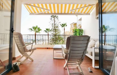 Resale - Apartment - Middle Floor Apartment - Marbella - Puerto de Cabopino