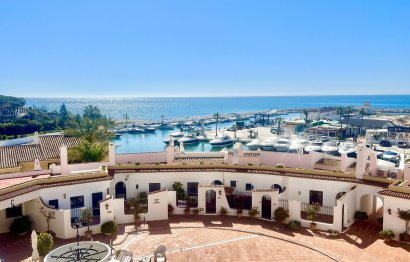 Resale - Apartment - Middle Floor Apartment - Marbella - Puerto de Cabopino